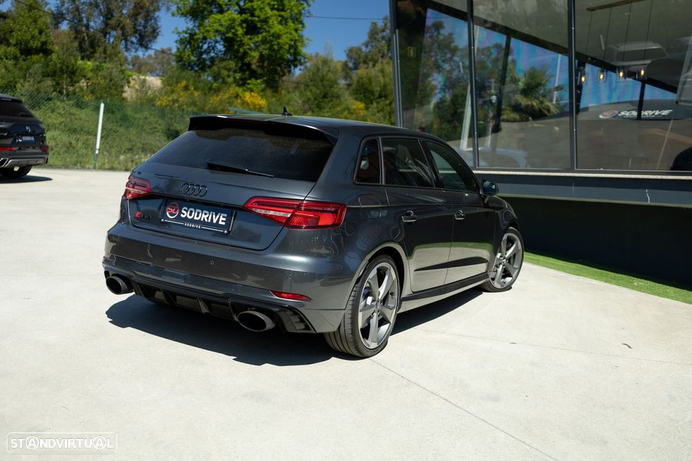 Audi RS3 Sportback TFSI quattro S tronic - 46