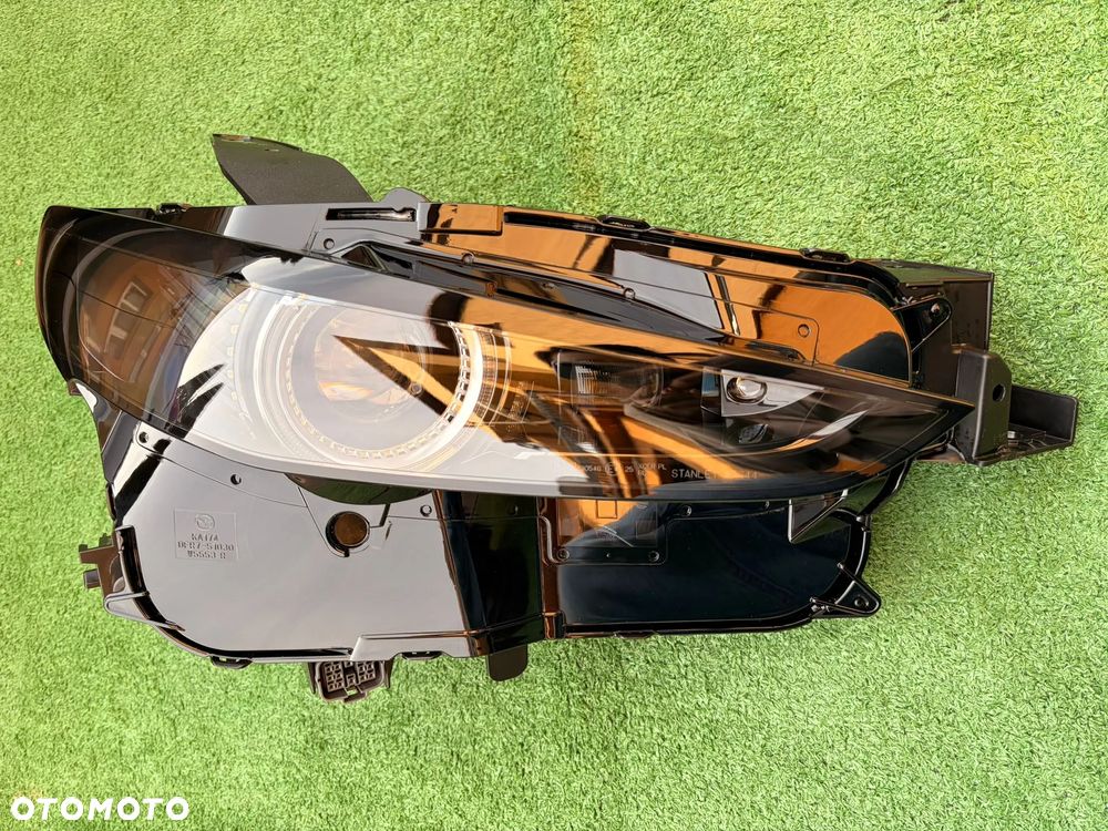 MAZDA CX-30 CX30 Reflektor Lampa LED prawa prawy przód DPTJ67890 DFR751030 S Full LED - 1