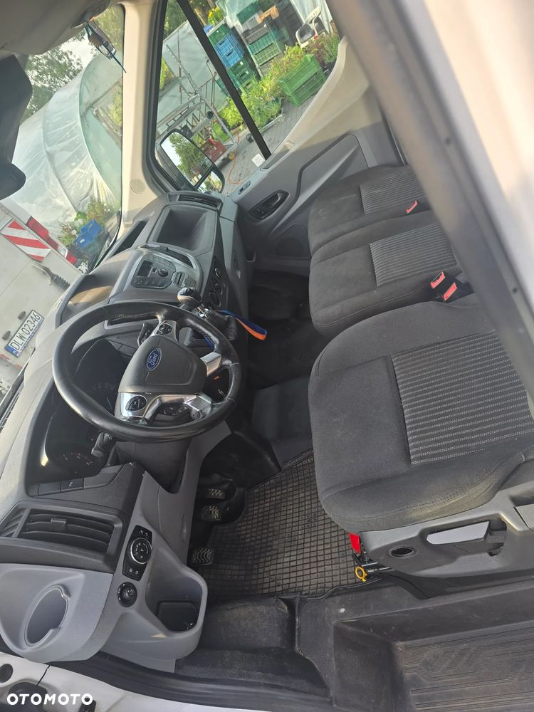 Ford Transit - 5