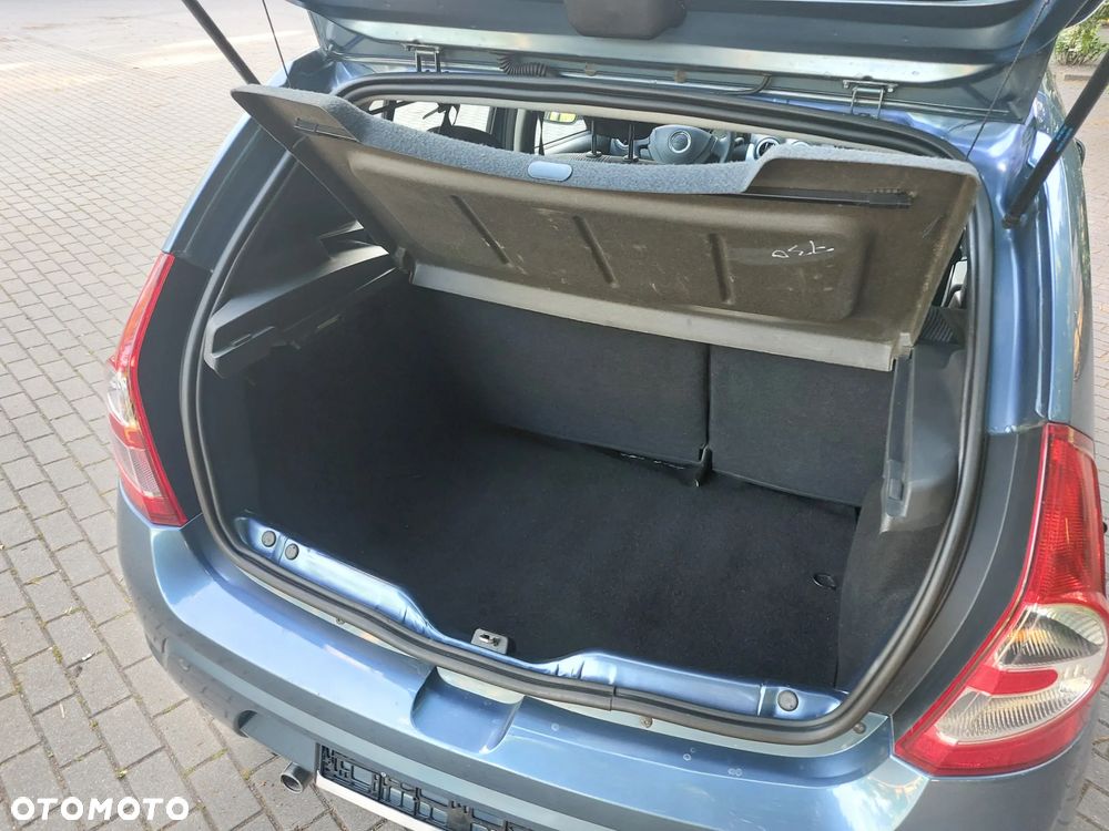 Dacia Sandero 1.4 MPI Laureate - 10