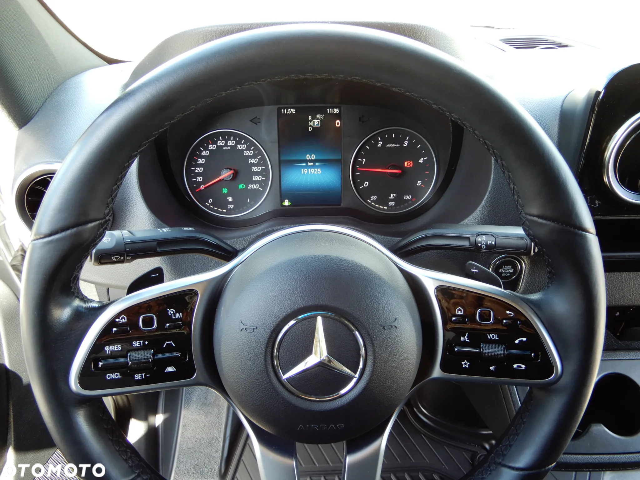 Mercedes-Benz Sprinter 319 CDI V6 3.0 CDI 190 KM 7G-Tronic Plus LONG Max 907 Furgon Blaszak Rozstaw Osi 4325 mm Full Opcja Stan Jak Nowy - 33