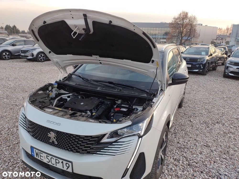 Peugeot 5008 - 24