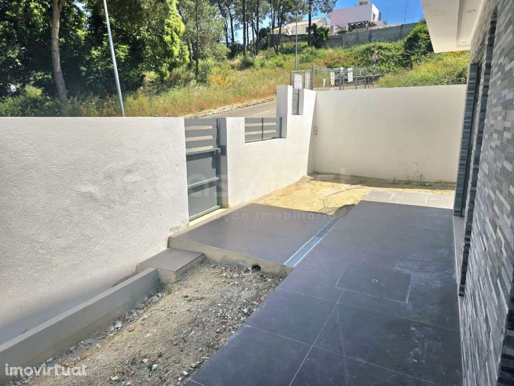 Moradia T4+2 c/ Piscina a estrear - Grande imagem: 4/40