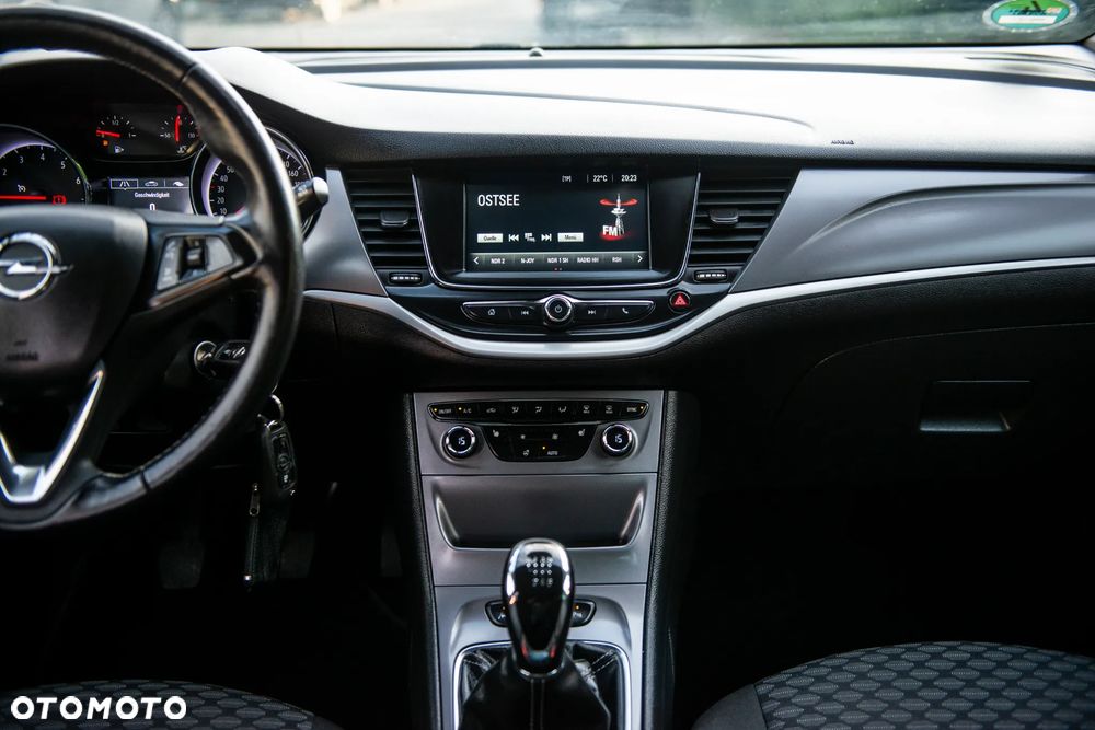 Opel Astra 1.4 Turbo Edition - 33