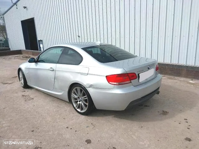 BMW E92 320d Pack M Para Peças - 2.0 - N47D20 - Parachoques | Frente Completa | Rádio | Jantes | Faróis | Portas | Vidro | Motor | Tampa Mala | Farolim | Farolins | Xenon - 4