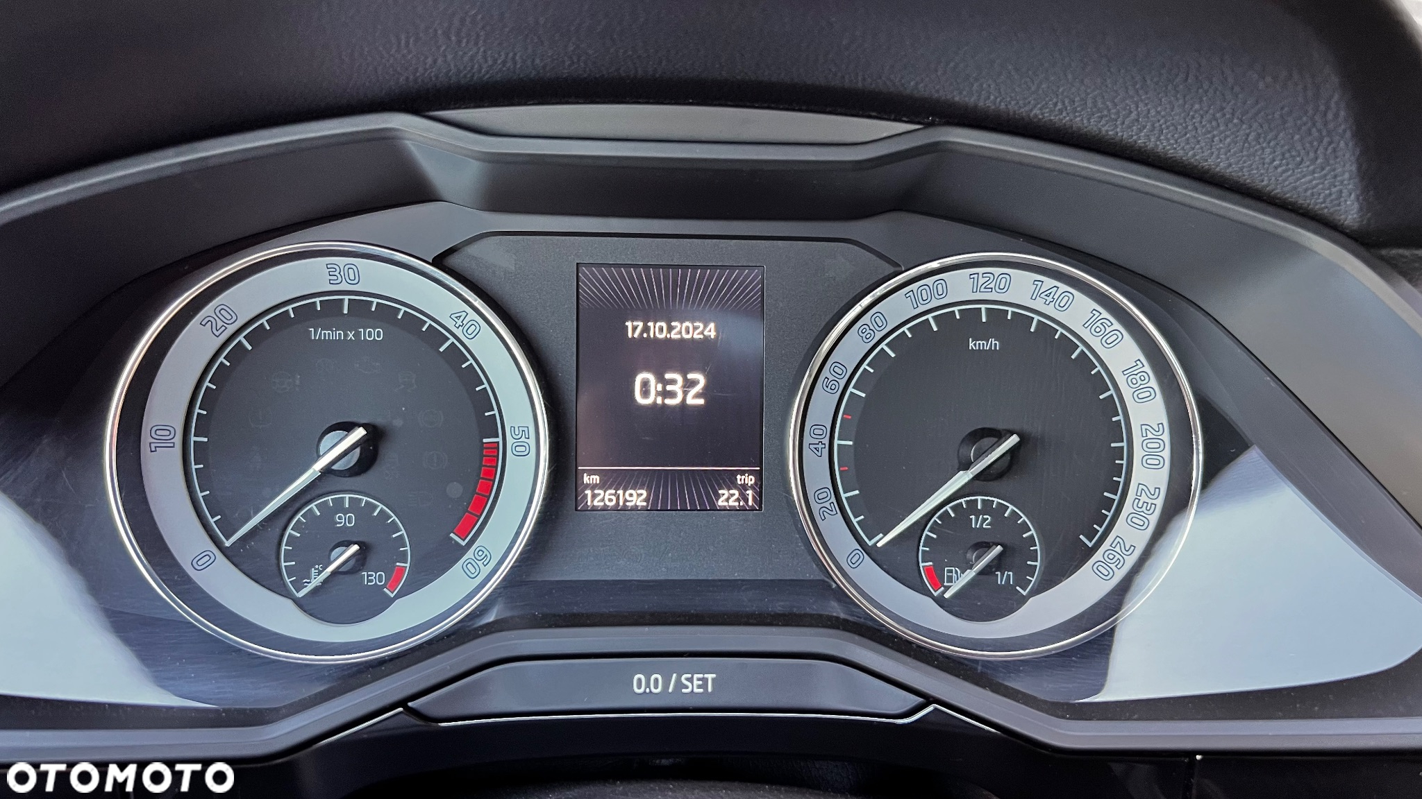 Skoda Superb 2.0 TDI 4x4 DSG L&K - 38