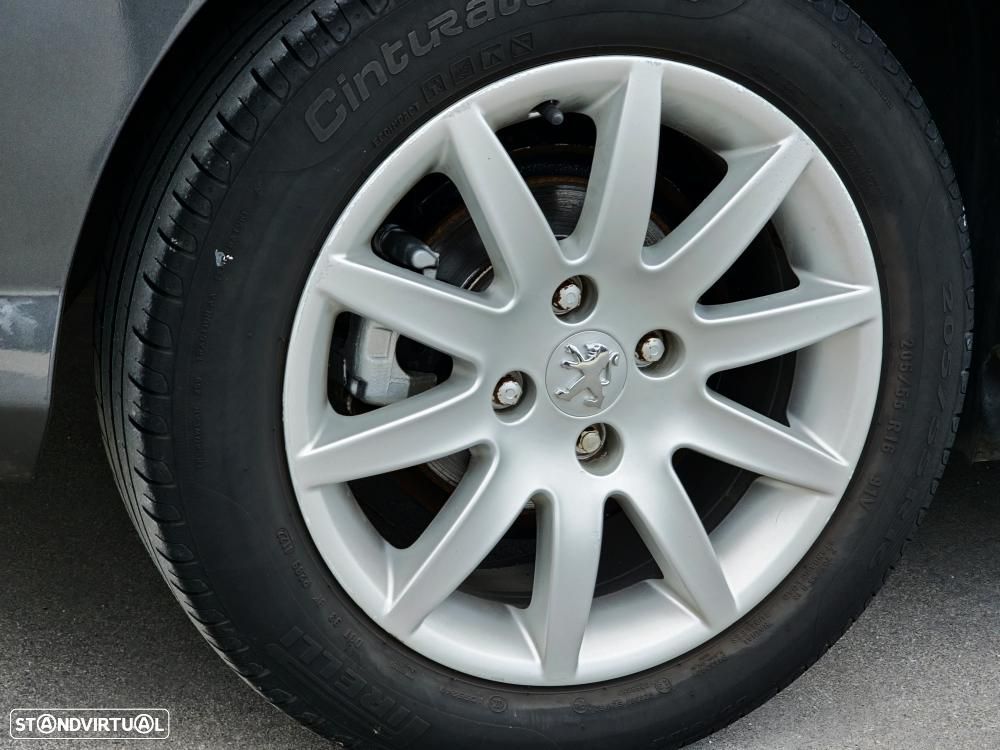 Peugeot 308 SW 1.6 HDi Executive CVM6 - 19