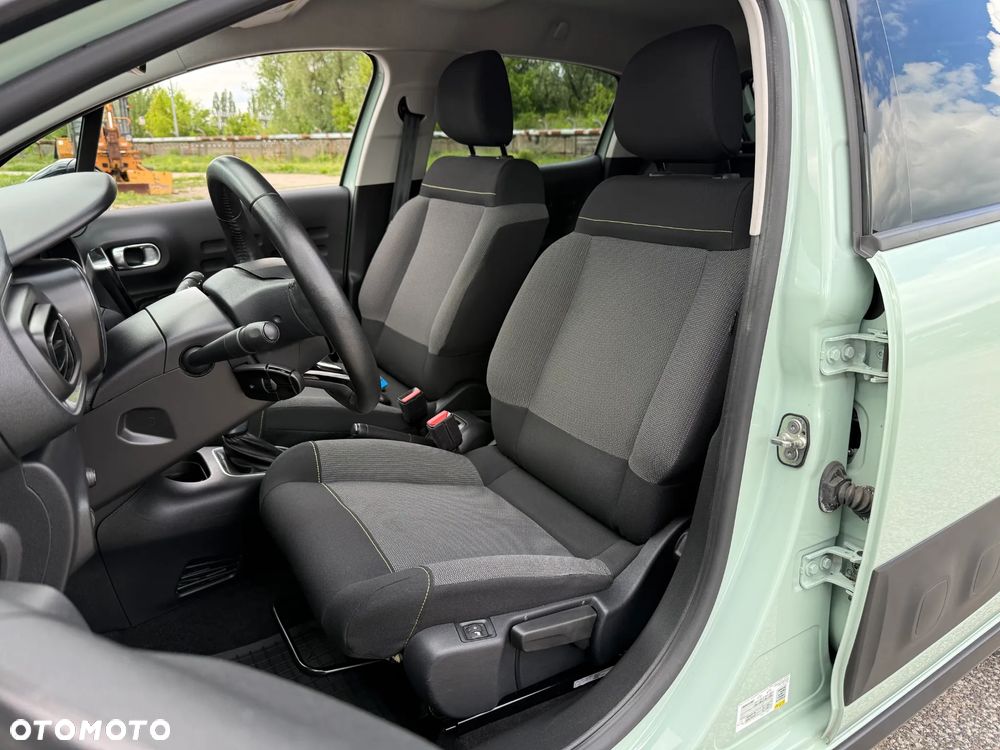 Citroën C3 Pure Tech 110 S&S EAT6 SHINE - 4