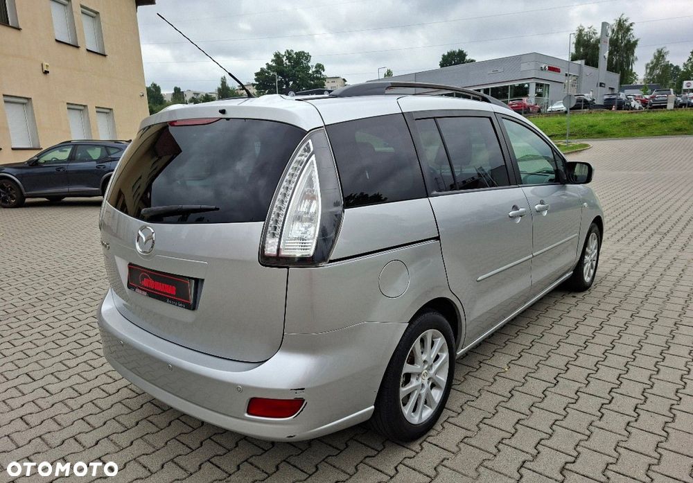 Mazda 5 - 8