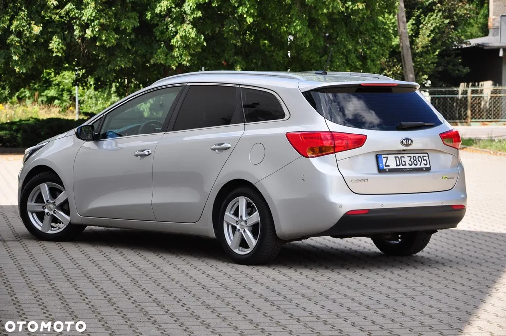 Kia Ceed 1.6 GDI ISG Spirit - 20