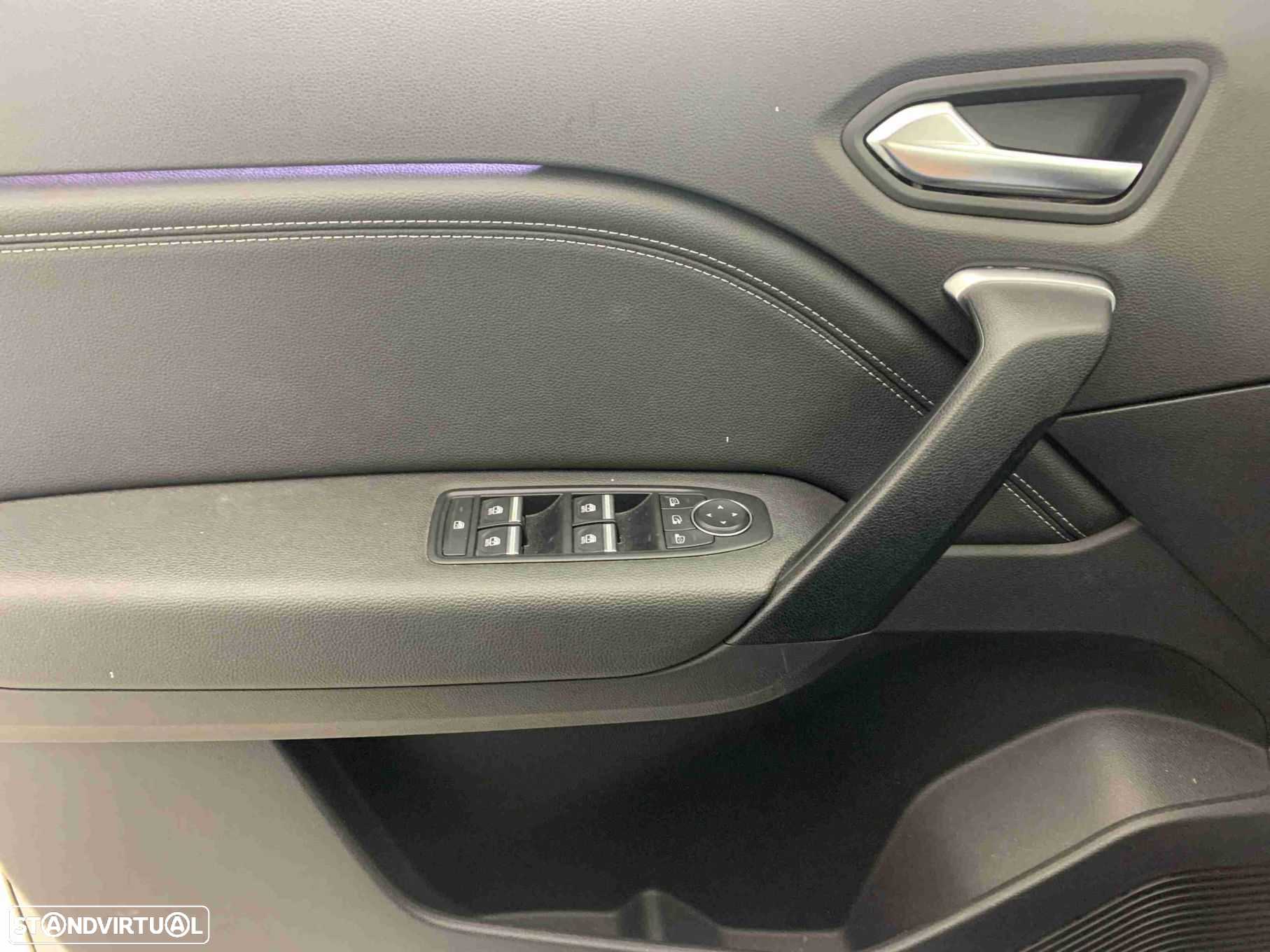 Renault Captur 1.0 TCe Techno Bi-Fuel - 13