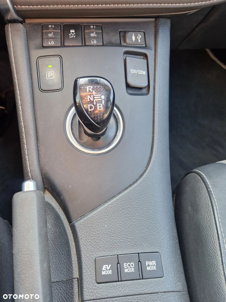 Toyota Auris 1.8 VVT-i Automatik Edition - 19