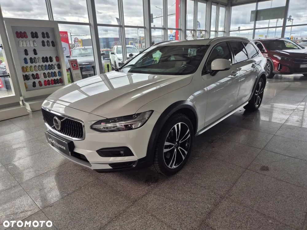 Volvo V90 Cross Country