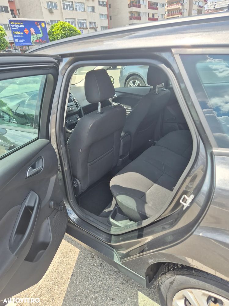 Ford Focus 1.5 TDCi DPF Start-Stopp-System Business - 28