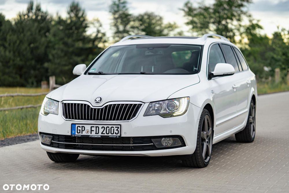Skoda Superb 2.0 TDI L&K DSG - 12