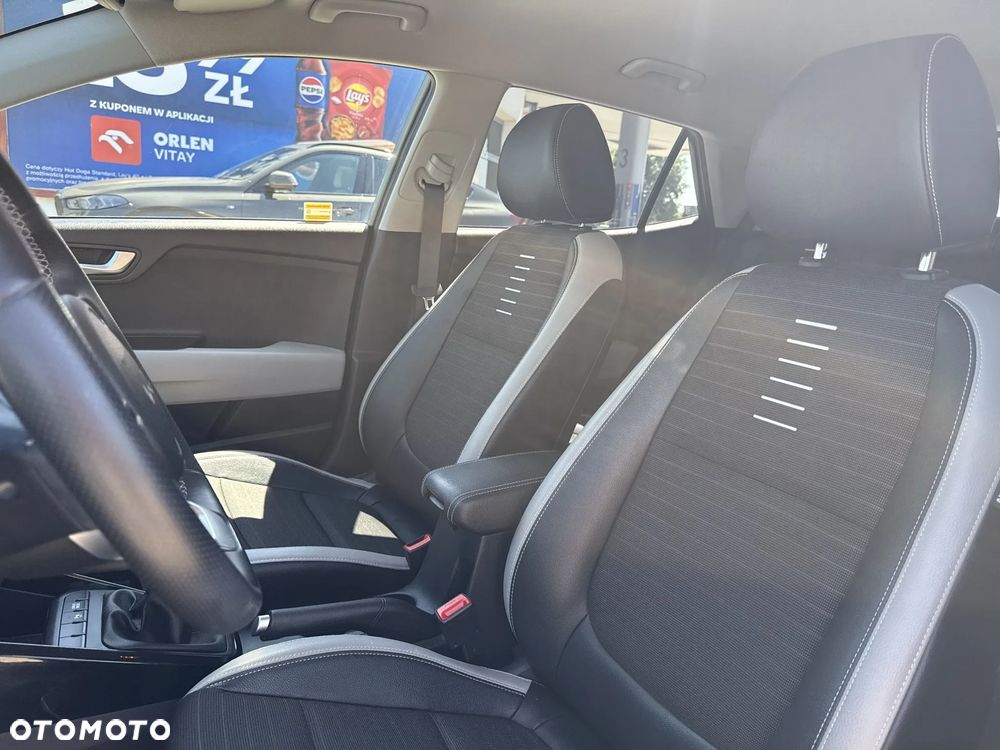 Kia Stonic 1.0 T-GDI MHEV L - 12