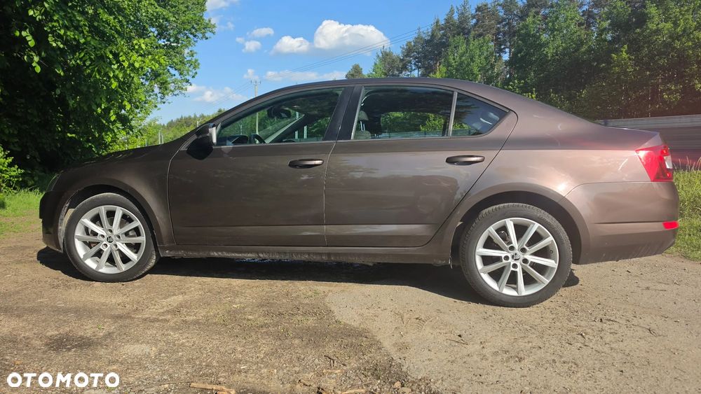Skoda Octavia 1.4 TSI Elegance DSG - 2