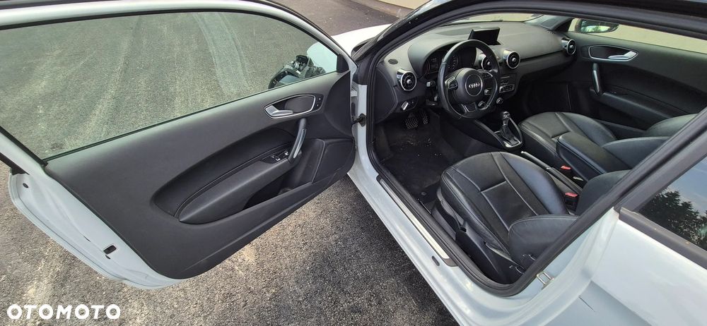 Audi A1 Sportback 1.6 TDI Design S tronic - 20