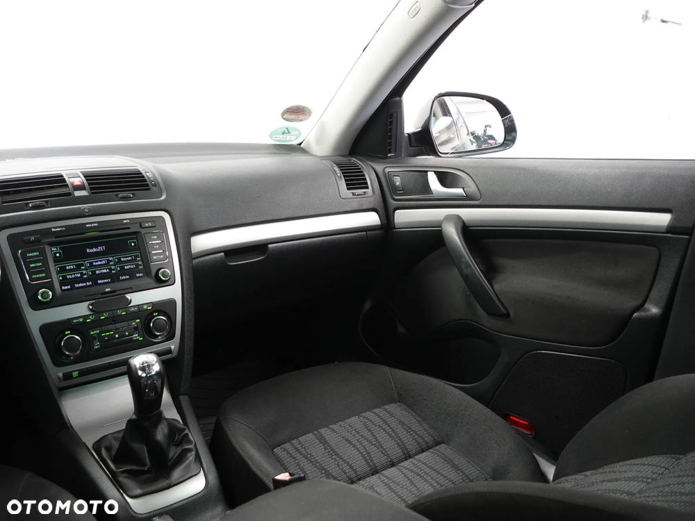 Skoda Octavia 1.6 TDI Ambiente - 34
