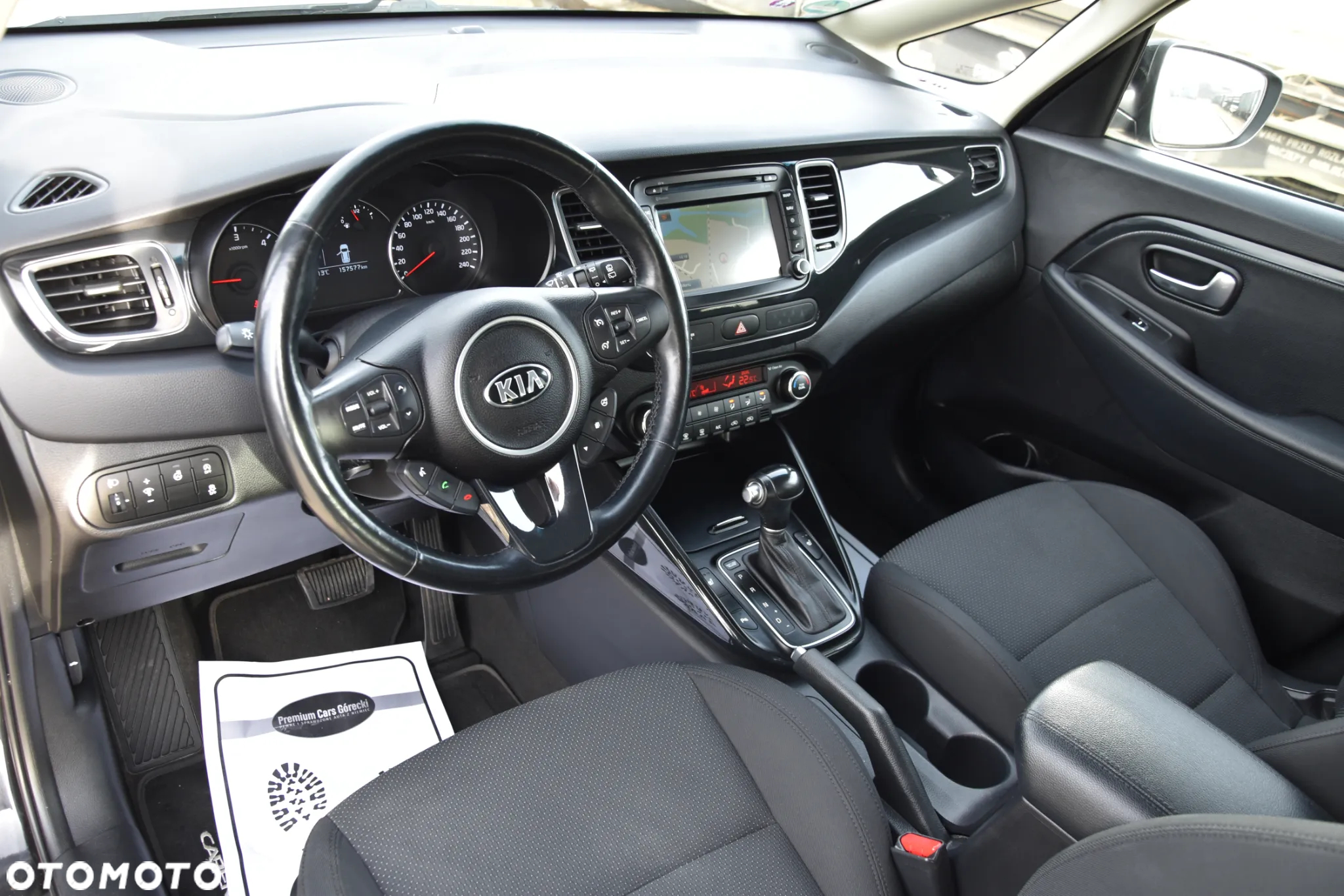Kia Carens 1.7 CRDi Business Line 7os 7DCT - 13