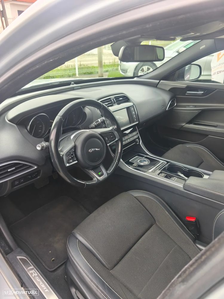 Jaguar XE 2.0 D R-Sport Aut. - 13