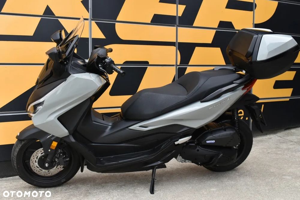 Honda NSS - 8