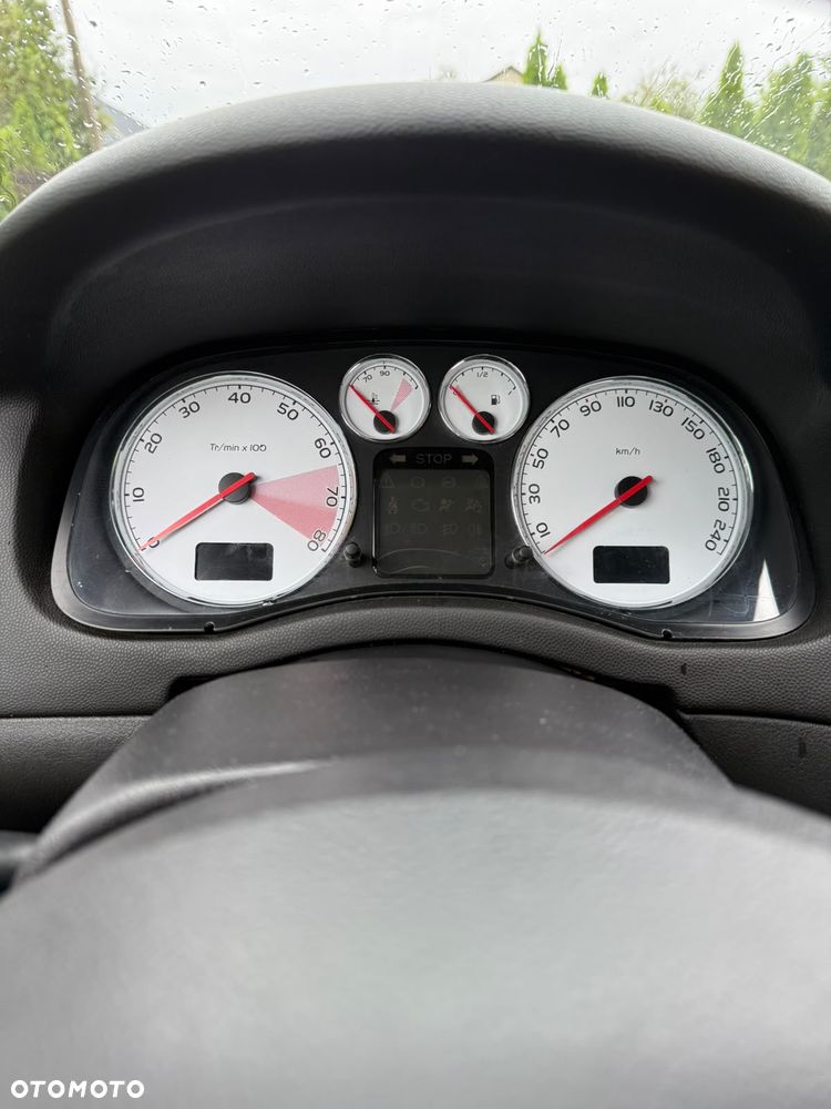 Peugeot 307 - 40