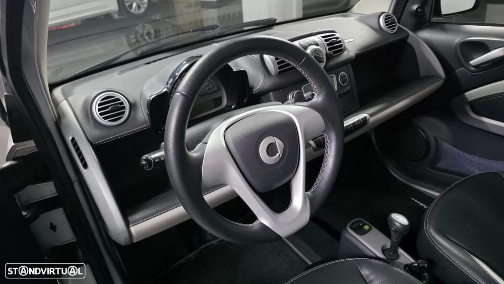 Smart ForTwo Coupé 1.0 mhd Pulse 71 Softouch - 5
