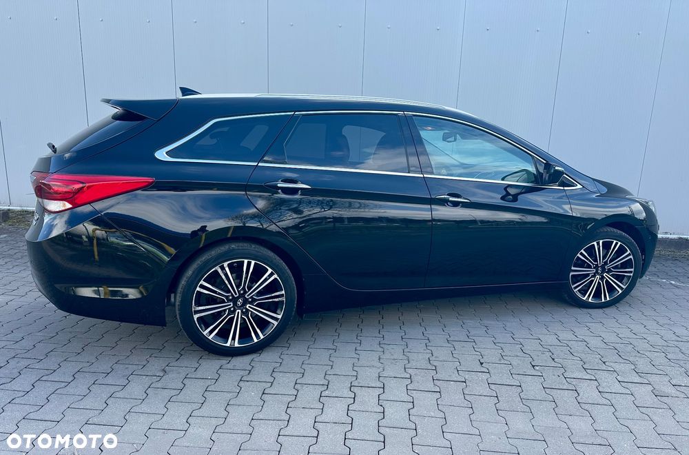 Hyundai i40 Kombi 1.7 CRDi DCT Premium - 6