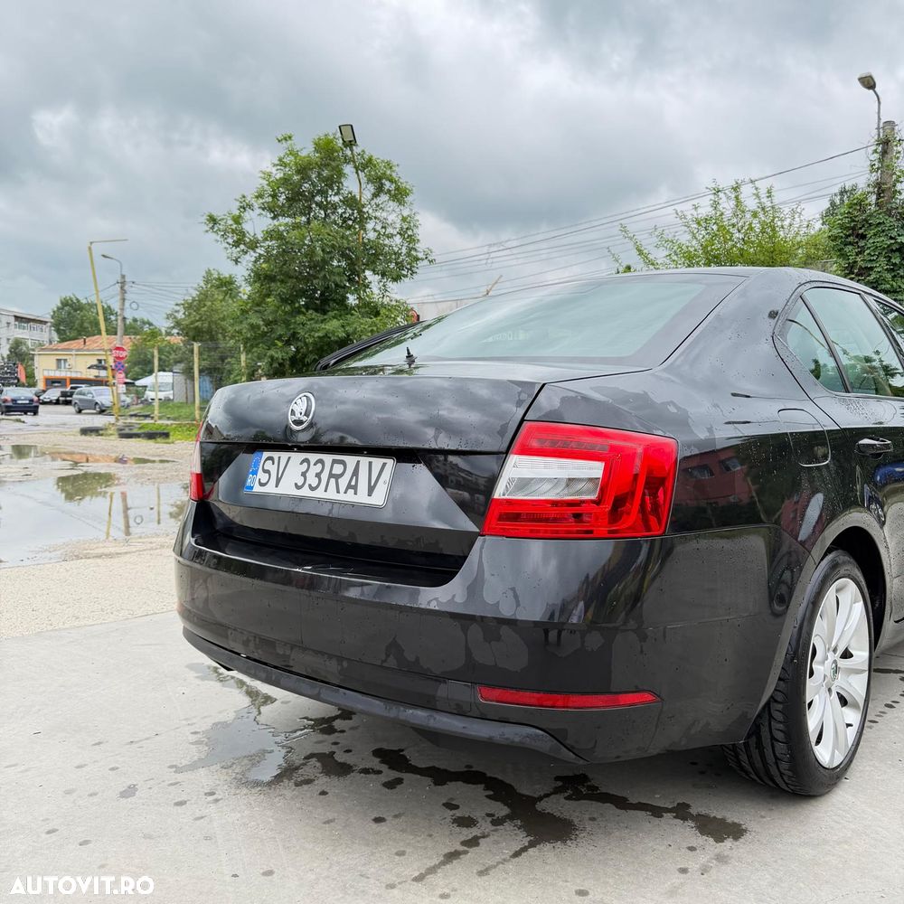 Skoda Octavia 1.6 TDI Style - 8