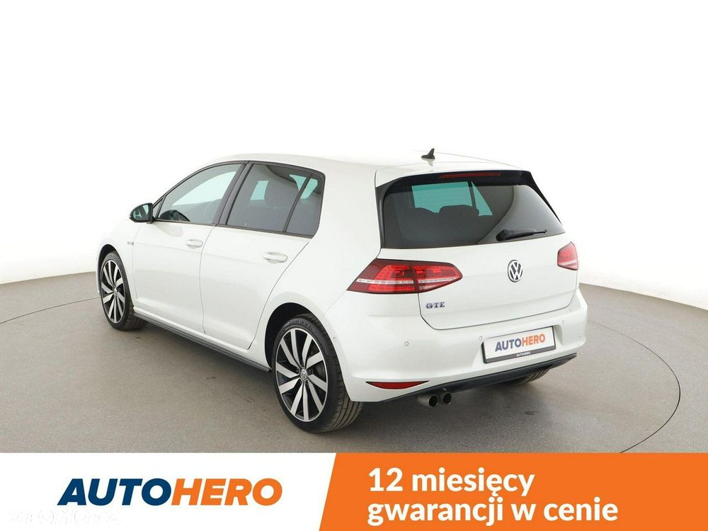 Volkswagen Golf - 4