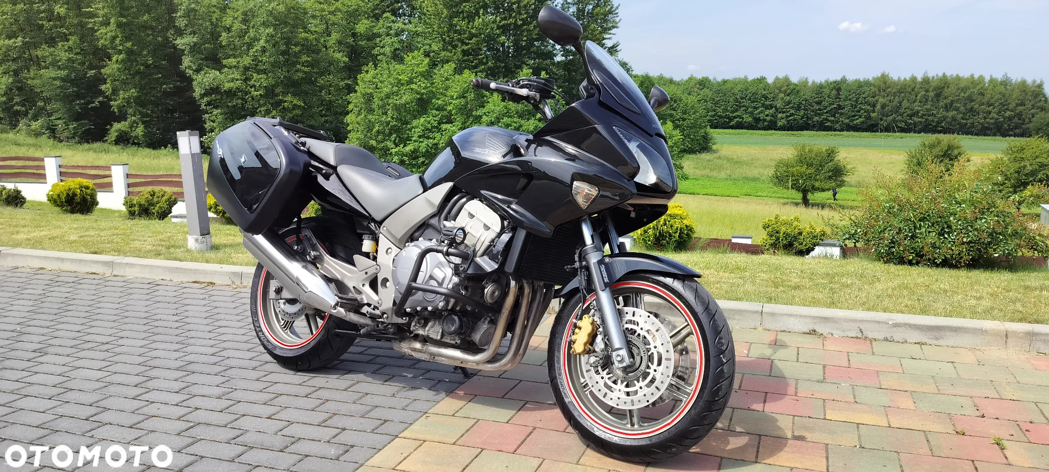 Honda CBF - 10