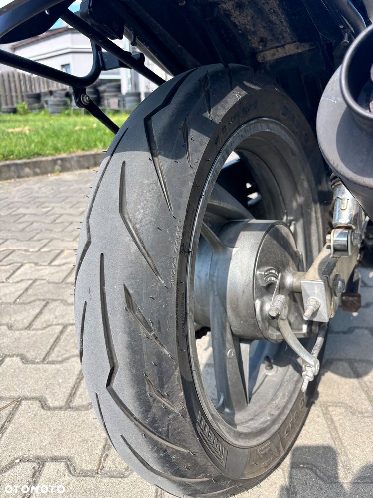 Kawasaki ER - 7