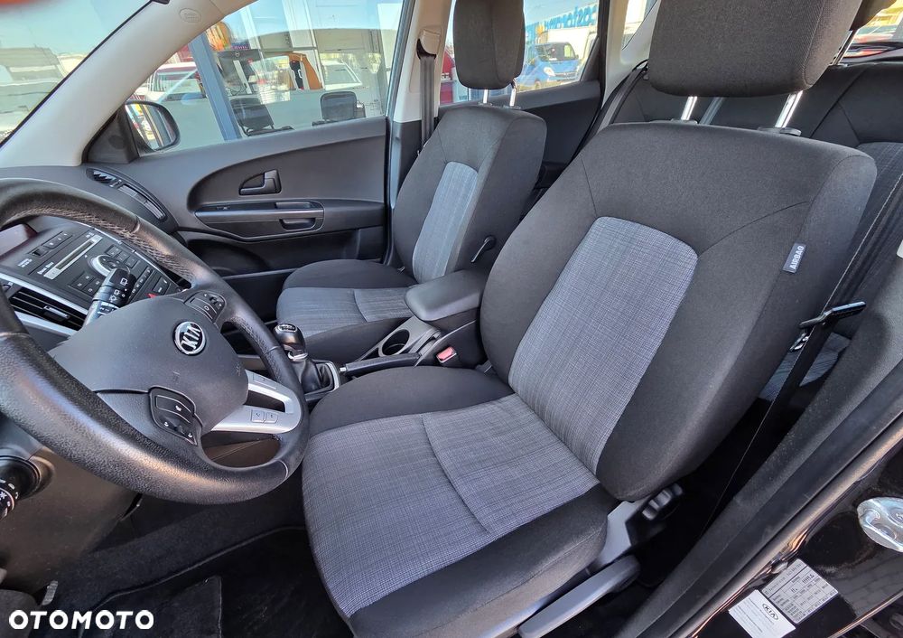 Kia Ceed 1.4 CVVT Attract - 24
