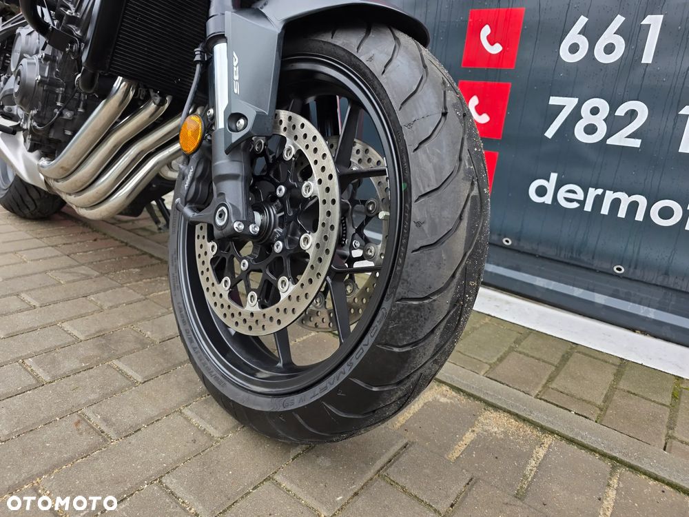 Honda CB - 25