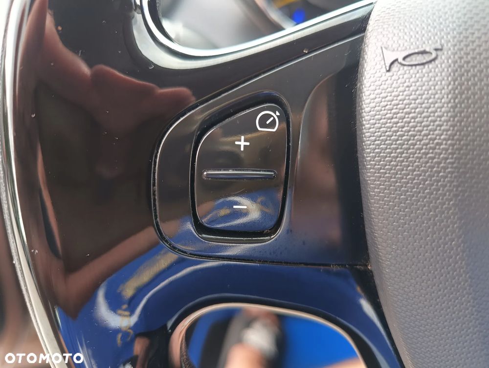Renault Captur ENERGY TCe 120 EDC XMOD - 28