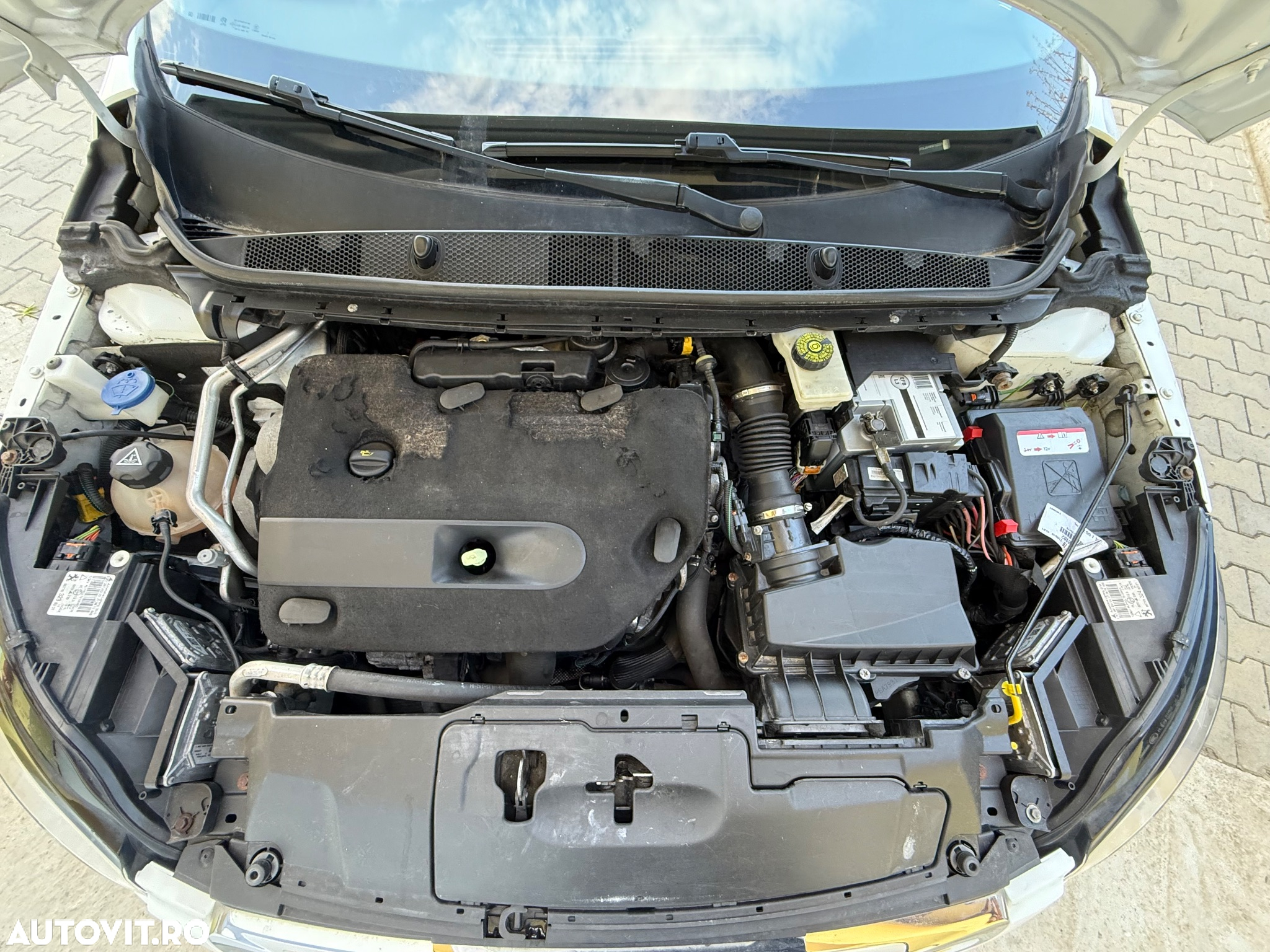 Peugeot 308 SW BlueHDi 180 EAT6 GT - 31