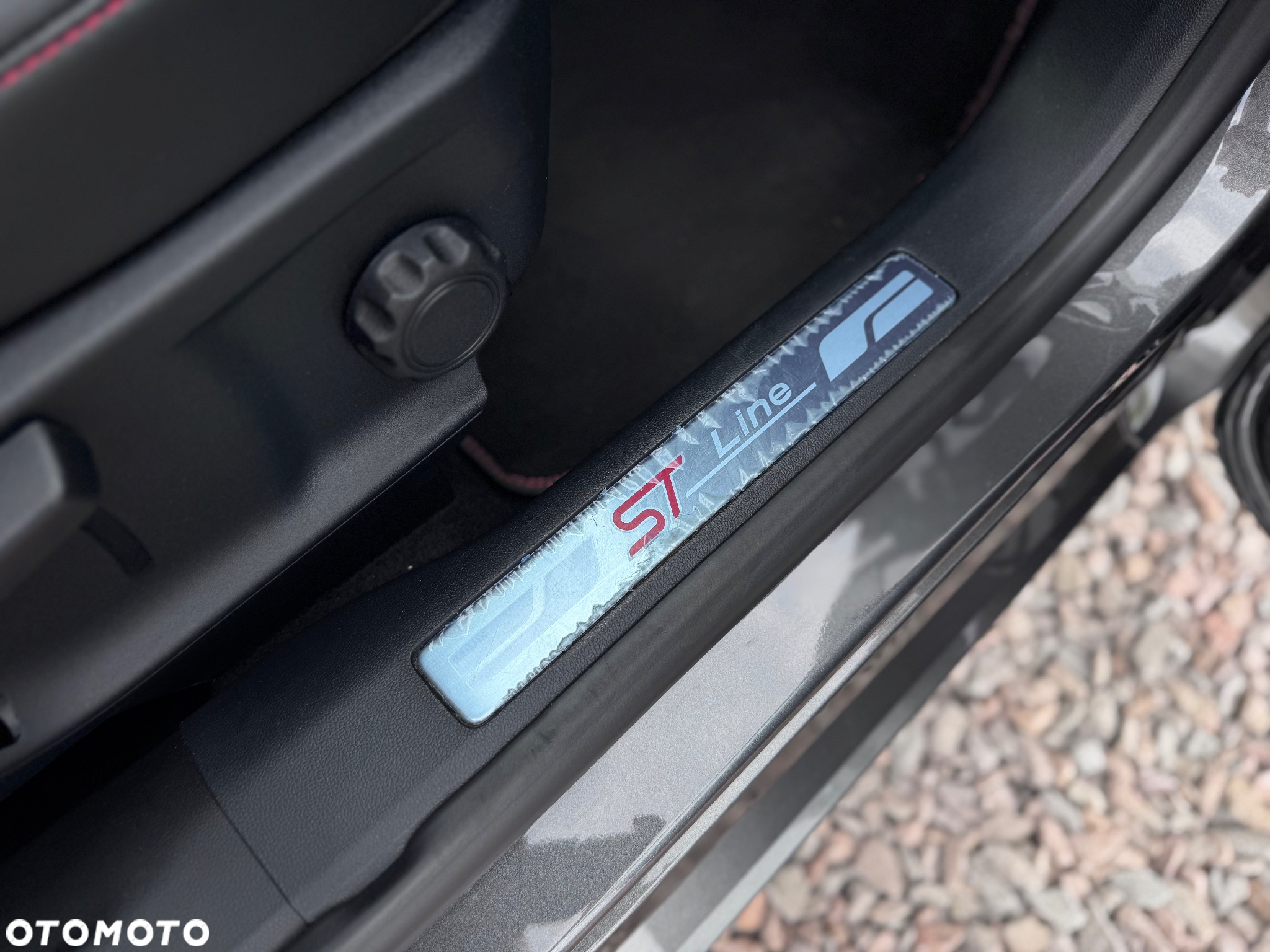 Ford Kuga 2.0 EcoBlue 4x4 ST-LINE X - 26