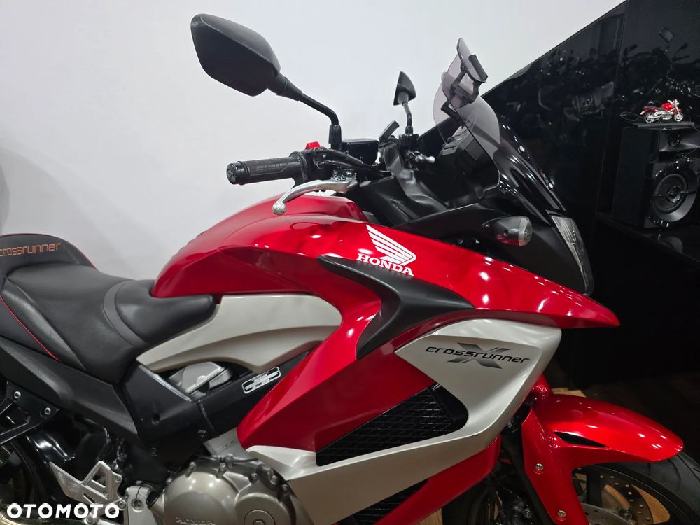 Honda VFR - 27
