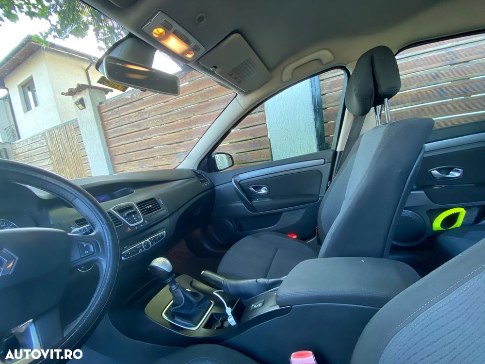 Renault Laguna - 6