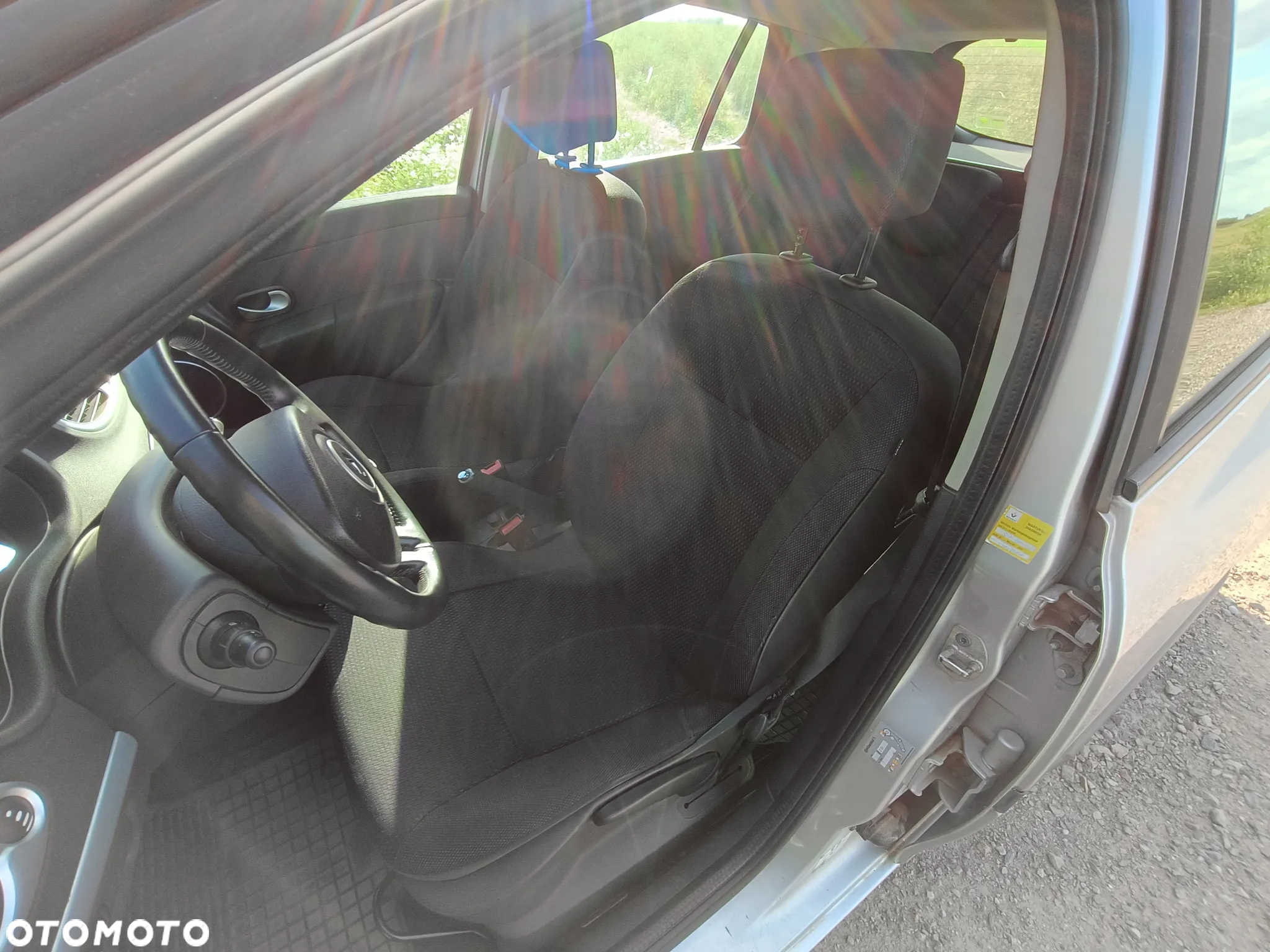 Renault Clio 1.2 16V Grandtour Authentique - 8