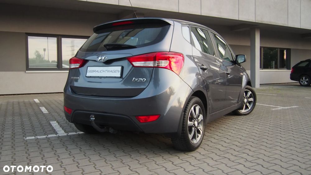 Kia Venga 1.4 CVVT Business Line - 14