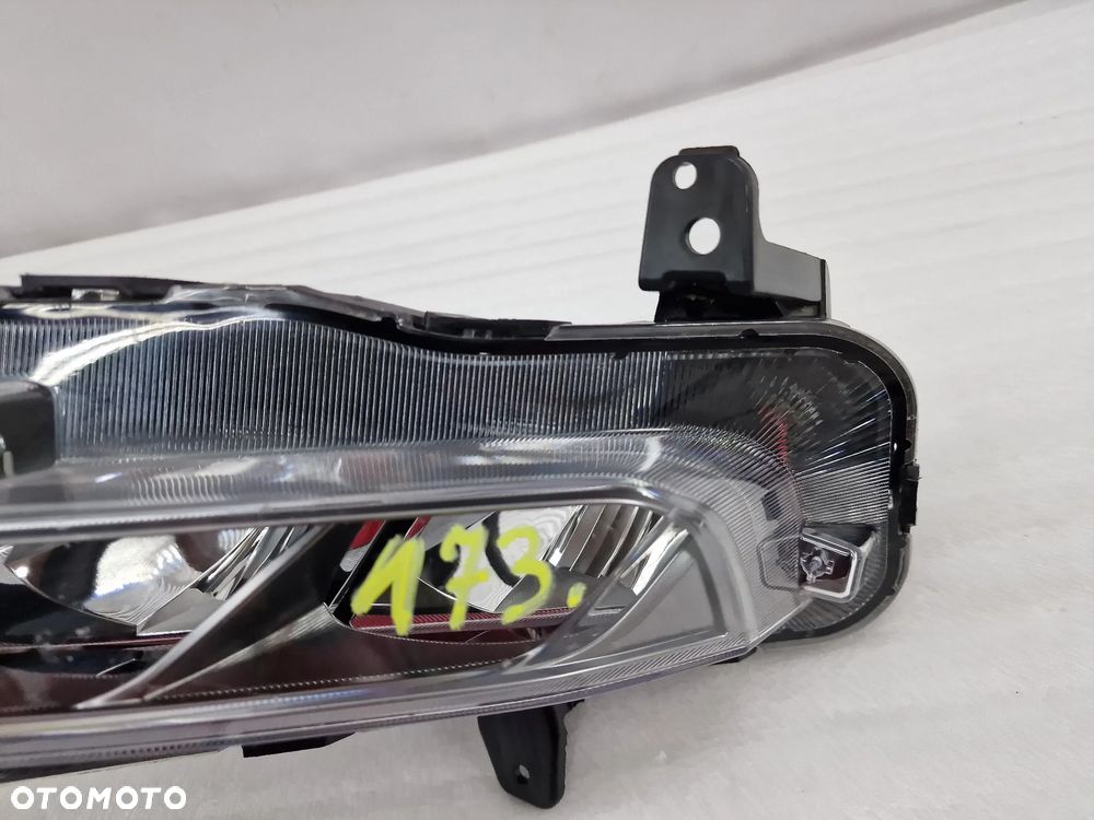 KIA OPTIMA LIFT IV 18- LEWY HALOGEN LED / DRL , NR 92201-A8600 , NR AUKCJI H173 - 2