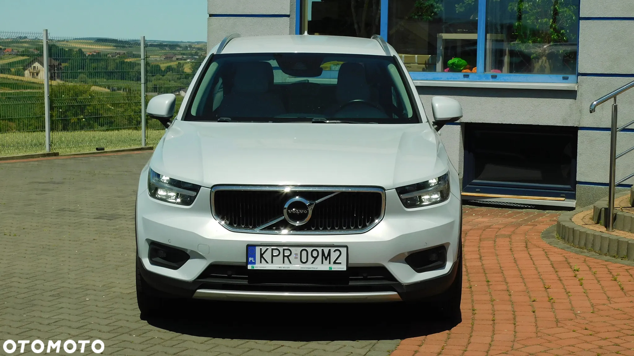 Volvo XC 40 T5 Plug-In Hybrid Momentum - 4