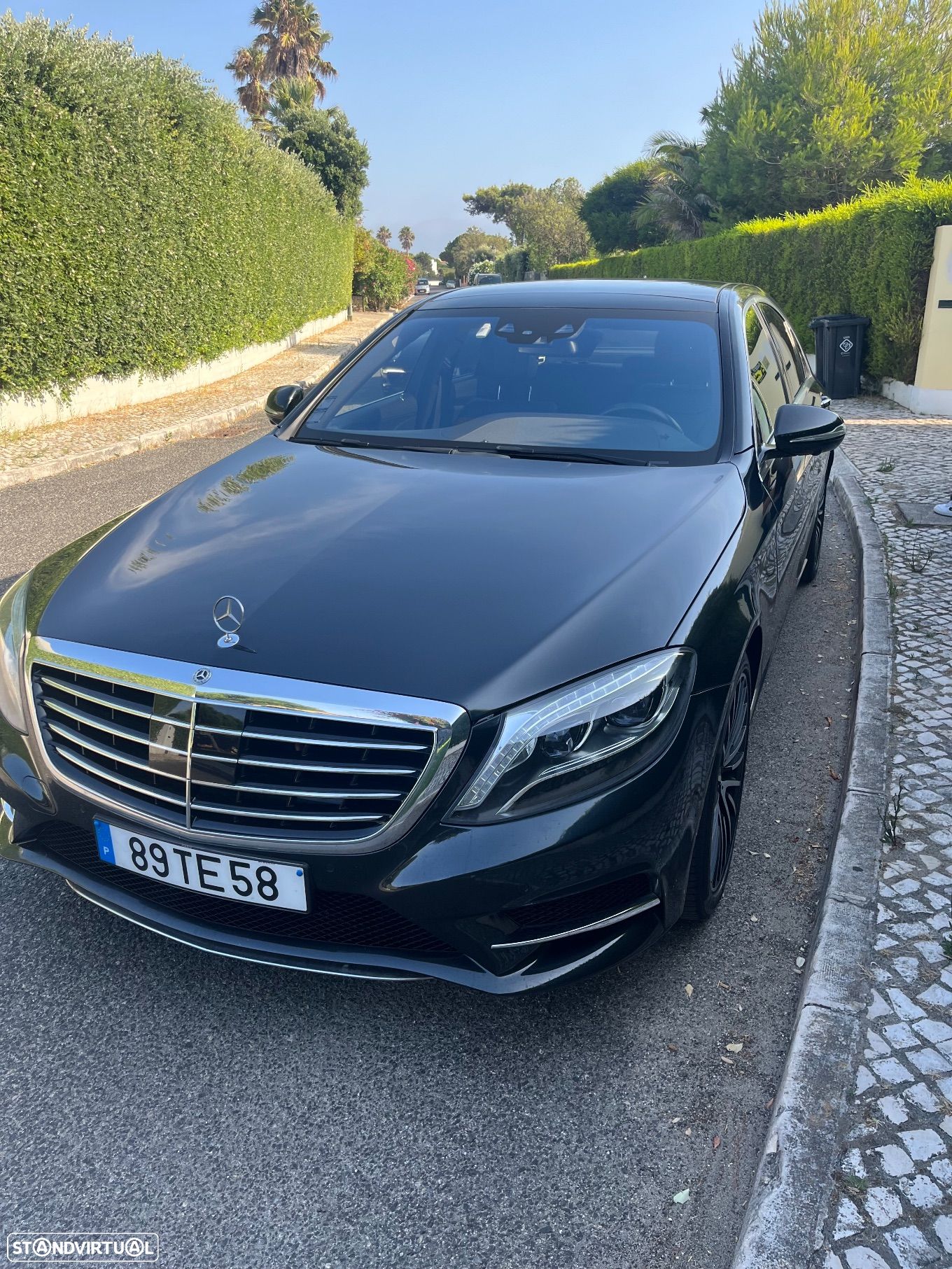 Mercedes-Benz 350 - 1