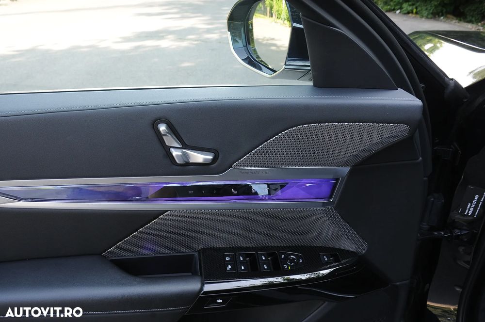 BMW Seria 7 740d xDrive MHEV - 15