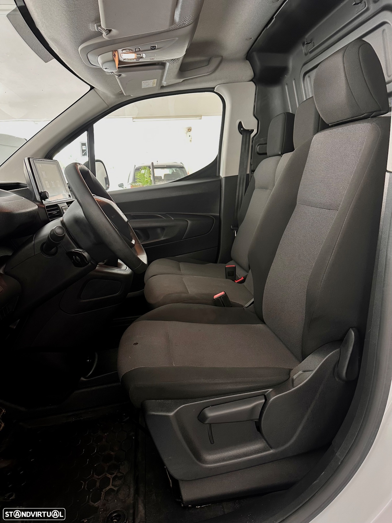 Peugeot Partner 1.5 BlueHDi 100 L2 EHZ Cabine Dupla - 10