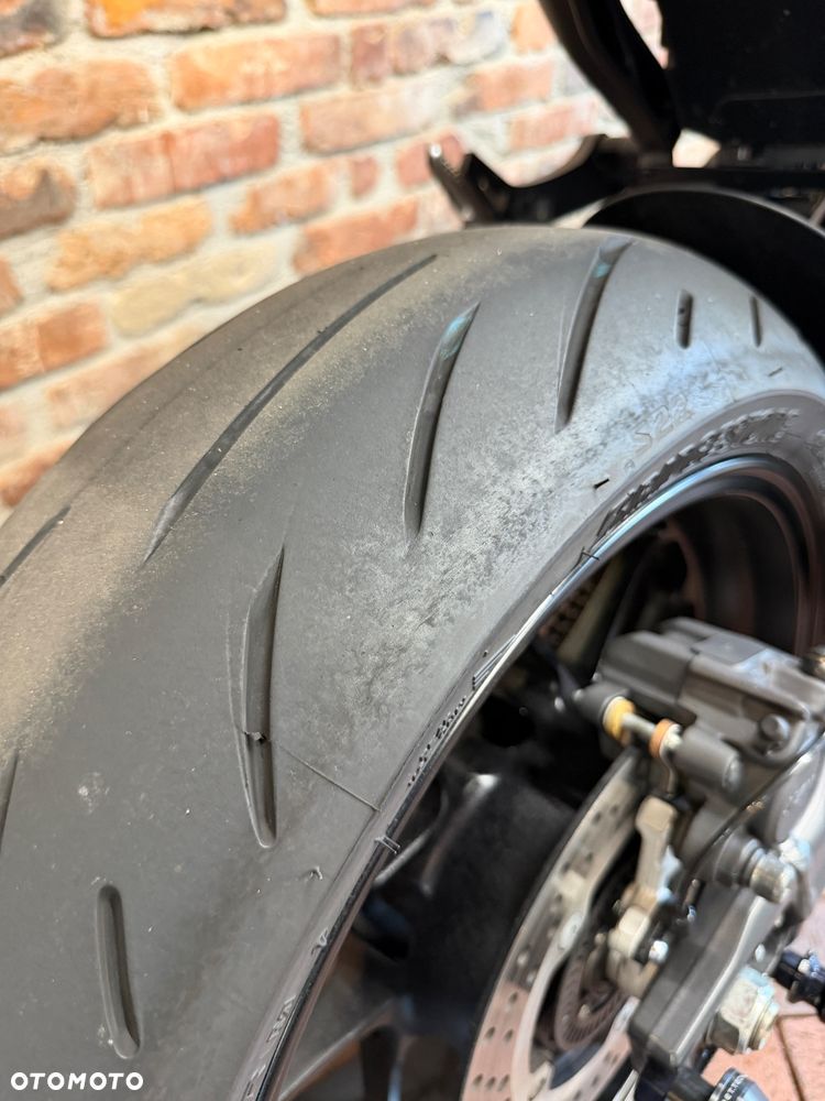 Yamaha MT - 33