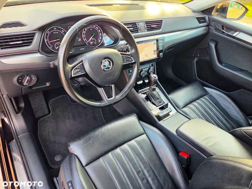 Skoda Superb 1.6 TDI DSG Style - 26