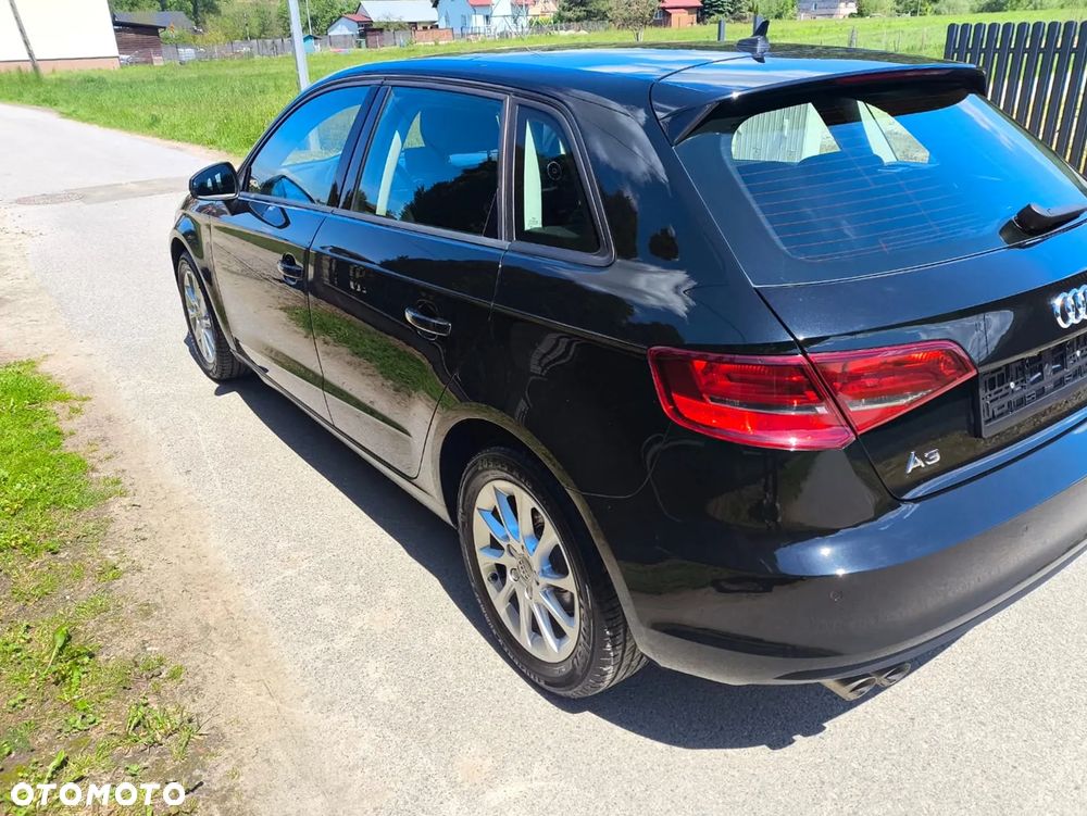 Audi A3 Sportback - 4